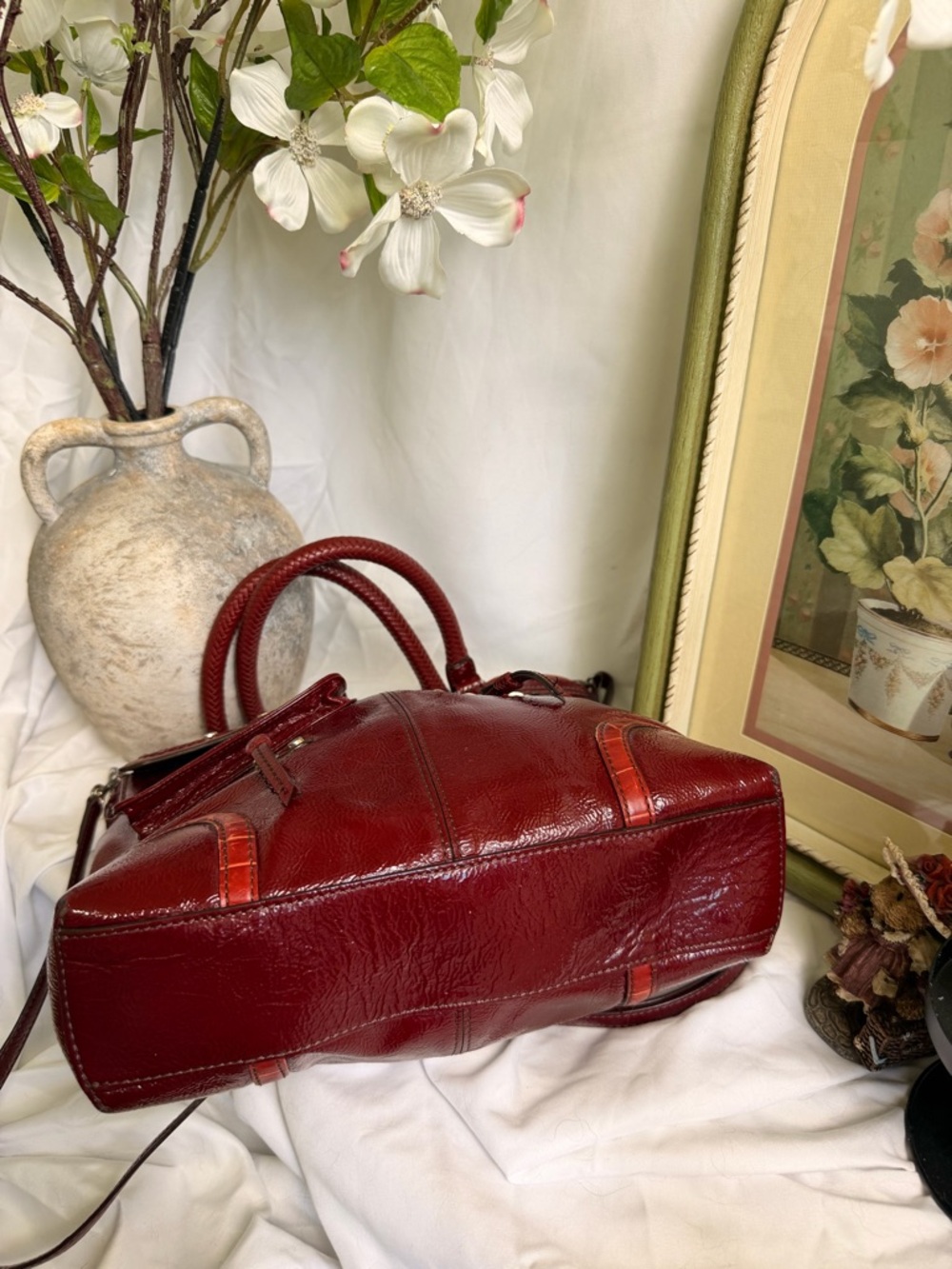 Vintage Brighton Red Leather Patent Crossbody Tote with Multiple Zip Pockets - Picture 5 of 8